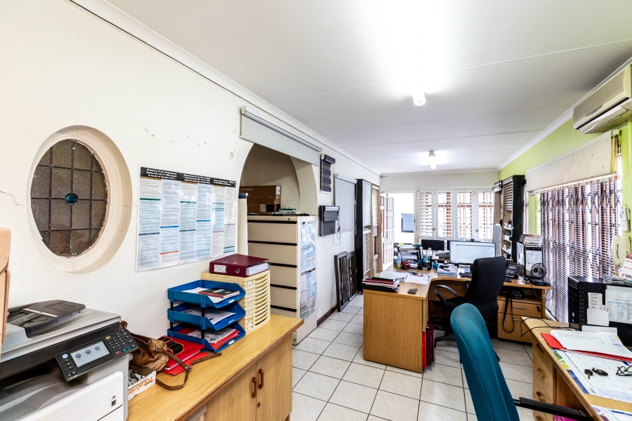 2 Bedroom Property for Sale in Berea Eastern Cape